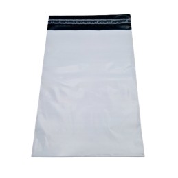 Pochettes 240 x 350 mm en plastique opaque indéchirables bande de protection